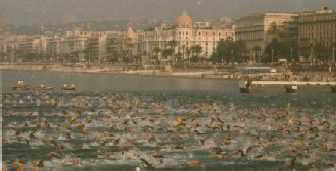 Le départ du triathlon de Nice