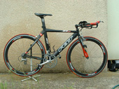 Vends v�lo Triathlon OU contre la montre FELT B2 T