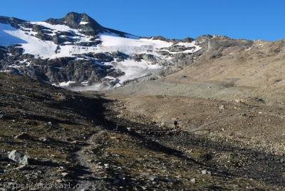Val d-Isère le long du Ruisseau des Fours