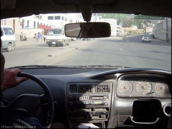 Photo Ce véhicule importé, ça se voit au premier coup de volant !